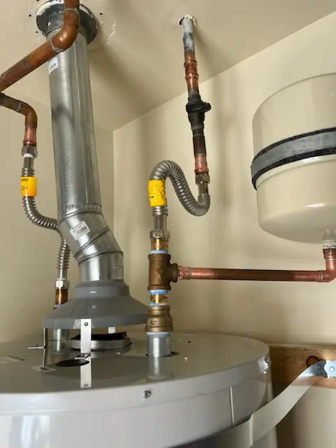 Water heater installation and plumbing repair in Carbondale